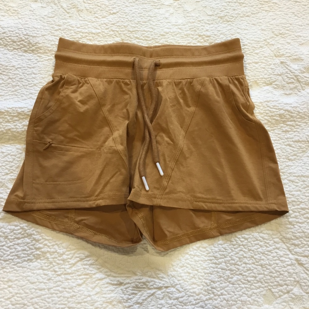 Like new ZYIA Active Canyon Shorts